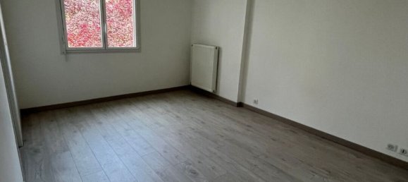 2 Schlafzimmer Wohnung in Chatou, France, Nr. 132913 10