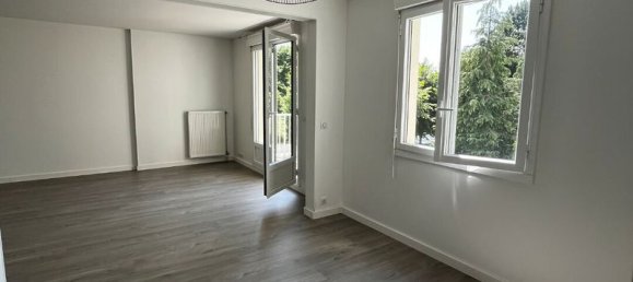 2 Schlafzimmer Wohnung in Chatou, France, Nr. 132913 7