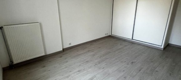 2 Schlafzimmer Wohnung in Chatou, France, Nr. 132913 12