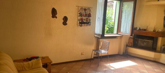 4 rooms Apartment in Nembro, Italy No. 277924 3