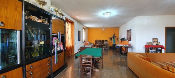 3غرفة شقة في Fontevivo, Italy رقم 228855 3