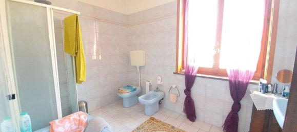 3غرفة شقة في Fontevivo, Italy رقم 228855 9