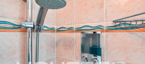 3 rooms Apartment in Spotorno, Italy No. 33199 27