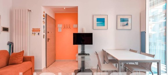 3 rooms Apartment in Spotorno, Italy No. 33199 9