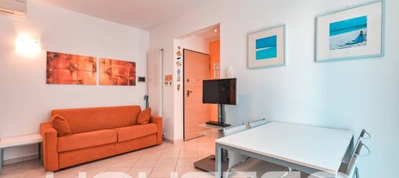 3 rooms Apartment in Spotorno, Italy No. 33199 11