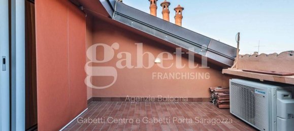 2 bedrooms Apartment in Bologna, Italy No. 19127 7