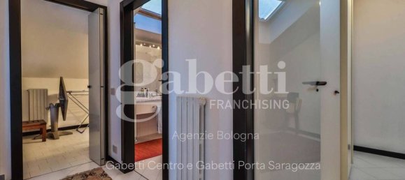 2 bedrooms Apartment in Bologna, Italy No. 19127 25