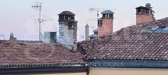 2 bedrooms Apartment in Bologna, Italy No. 19127 11