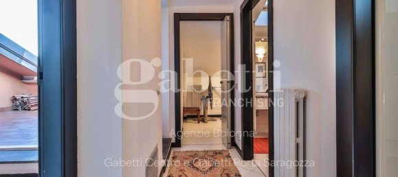 2 bedrooms Apartment in Bologna, Italy No. 19127 24