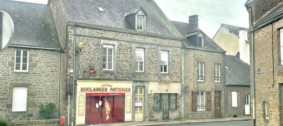 218m² Building in Mayenne, France No. 357614 3