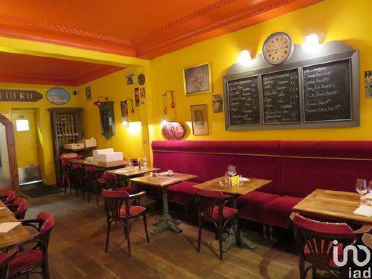  مصنع في Fontainebleau, France 140متر مربع رقم 21392