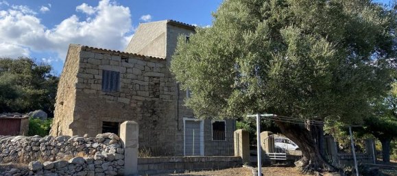 4 bedrooms House in Sotta, France No. 91520 10