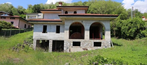 14 rooms Villa in Gravedona ed Uniti, Italy No. 140713 3