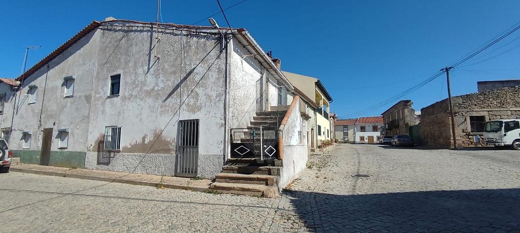 2 chambres Maison à Escalhao, Portugal No. 33800