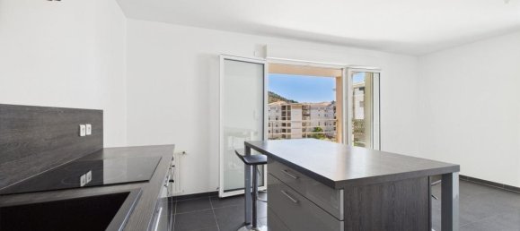 1 bedroom Apartment in Sarrola-Carcopino, France No. 301026 3