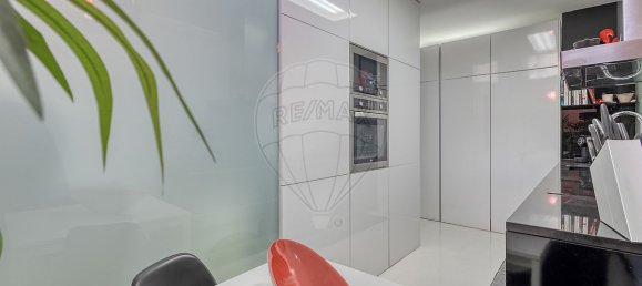 3 bedrooms House in Vila Nova de Gaia, Portugal No. 176386 6