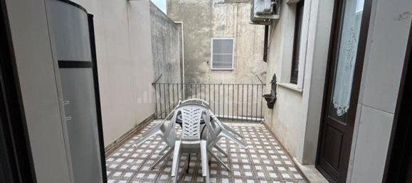 Edificio en Syracuse, Italy 400 m² No. 246676 27