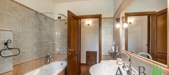 12-salle Villa à Passignano sul Trasimeno, Italy No. 56381 26