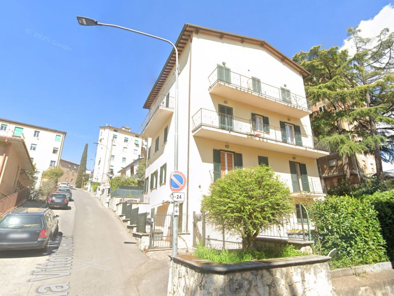 3غرفة شقة في Perugia, Italy رقم 258180