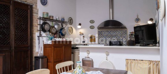 4 غرف نوم شقة في Palermo, Italy رقم 46285 20