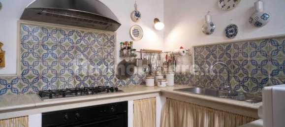 4 غرف نوم شقة في Palermo, Italy رقم 46285 21