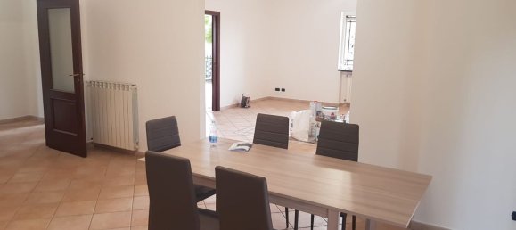 4 rooms House in Giugliano in Campania, Italy No. 191829 14