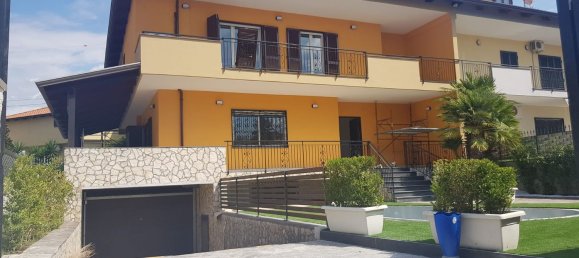 4 rooms House in Giugliano in Campania, Italy No. 191829 9