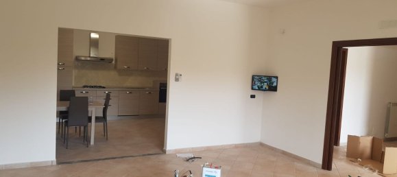 4 rooms House in Giugliano in Campania, Italy No. 191829 17