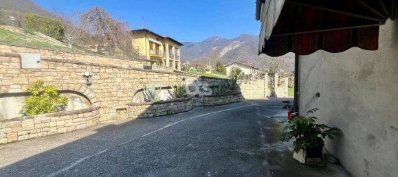 5-salle Maison à Adrara San Martino, Italy No. 65933 42