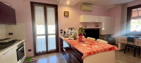 5-salle Maison à Adrara San Martino, Italy No. 65933 45