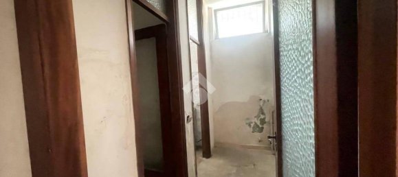 88m² Office in Rescaldina, Italy No. 273272 19