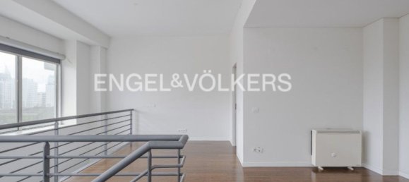 1 bedroom Apartment in Lisbon, Portugal No. 13046 10