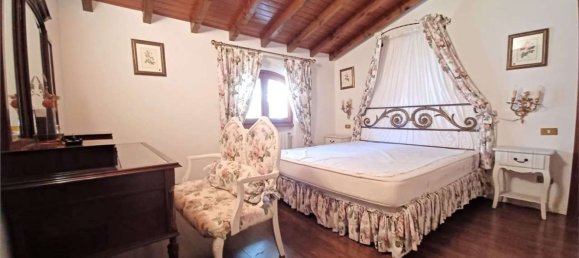 5 rooms Penthouse in Tremezzina, Italy No. 160902 23