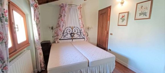 5 rooms Penthouse in Tremezzina, Italy No. 160902 25