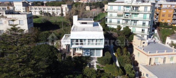 4 bedrooms Villa in Anzio, Italy No. 58650 7