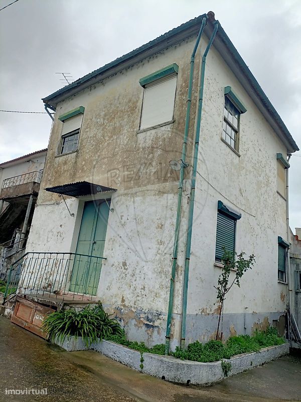 3 bedrooms House in Peso da Regua, Portugal No. 17388