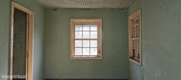 3 bedrooms House in Peso da Regua, Portugal No. 17388 2