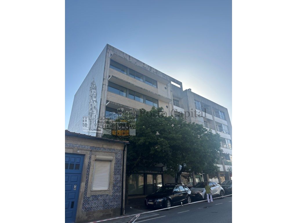 9 Schlafzimmer Gebäude in Maia, Portugal, Nr. 205562