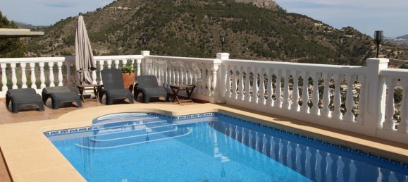 3 bedrooms Villa in Calpe, Spain No. 4015 20