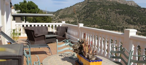 3 bedrooms Villa in Calpe, Spain No. 4015 23