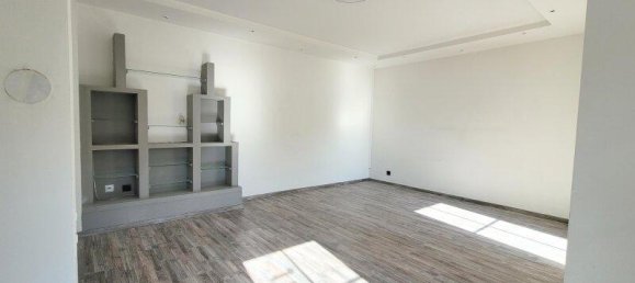 Квартира с 3 комнатами в Блумау-Нойрисхоф, Австрия № 222098 2