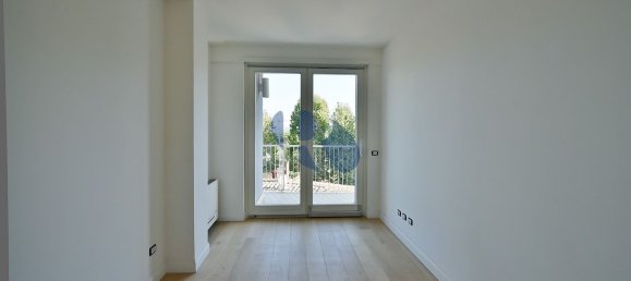 6 rooms Apartment in Rome, Italy No. 198659 36