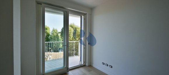 6 rooms Apartment in Rome, Italy No. 198659 44