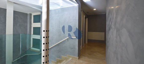 6 rooms Apartment in Rome, Italy No. 198659 9