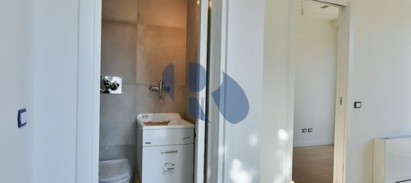 6 rooms Apartment in Rome, Italy No. 198659 25