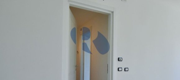 6 rooms Apartment in Rome, Italy No. 198659 38