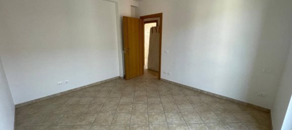 Квартира с 2 спальнями в Риньяно Фламинио, Италия № 312853 14