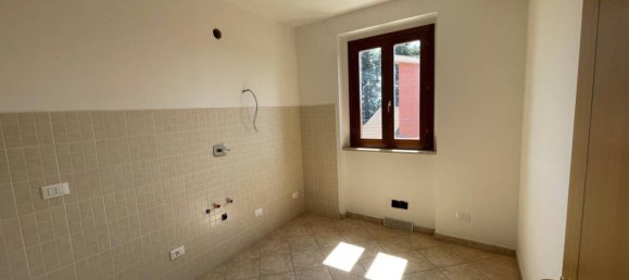 Квартира с 2 спальнями в Риньяно Фламинио, Италия № 312853 8