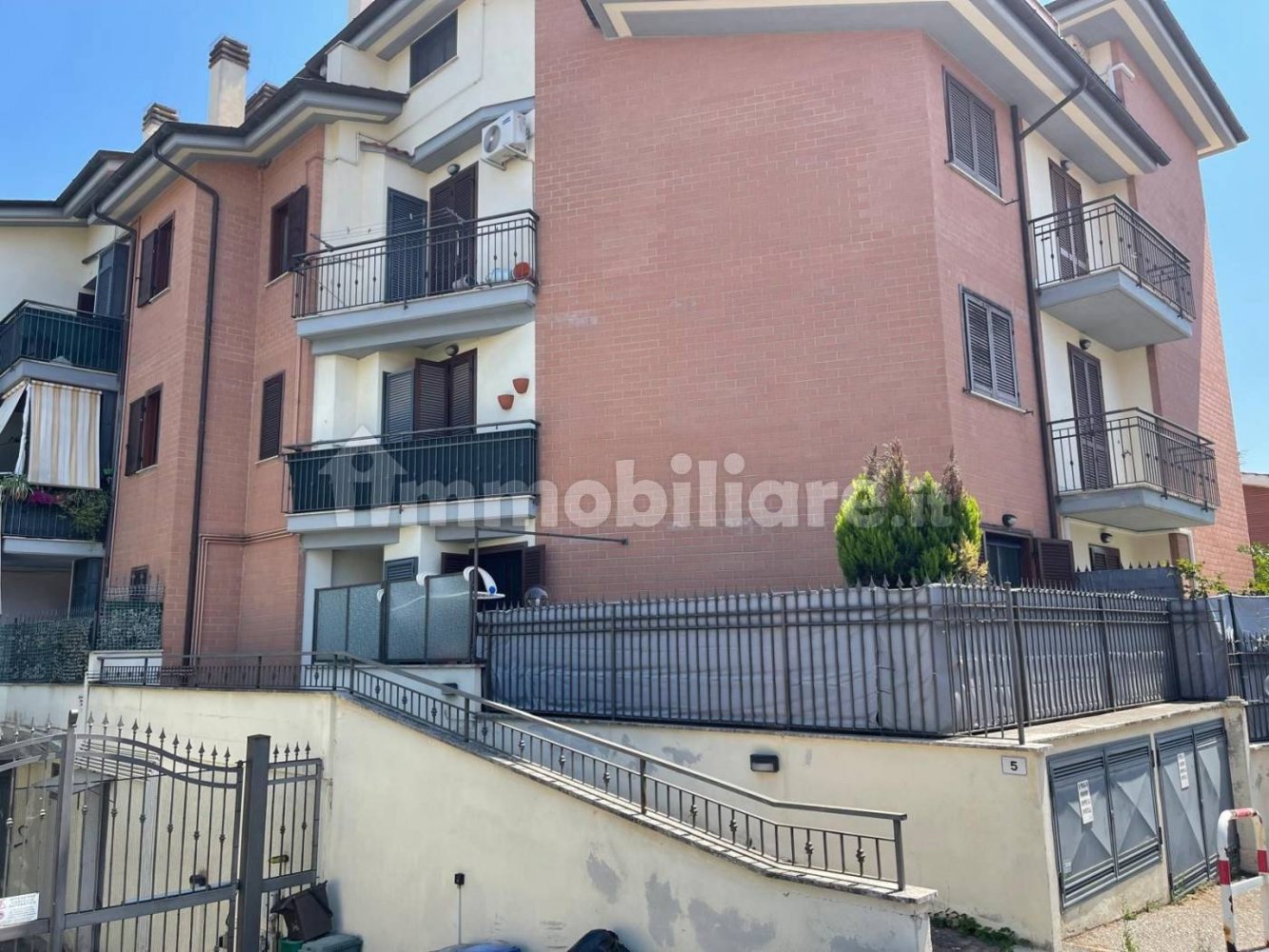 2 bedrooms Apartment in Rignano Flaminio, Italy No. 312853
