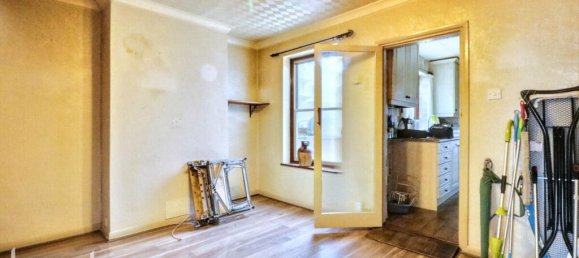 3 bedrooms House in Dartford, United Kingdom No. 4937 4